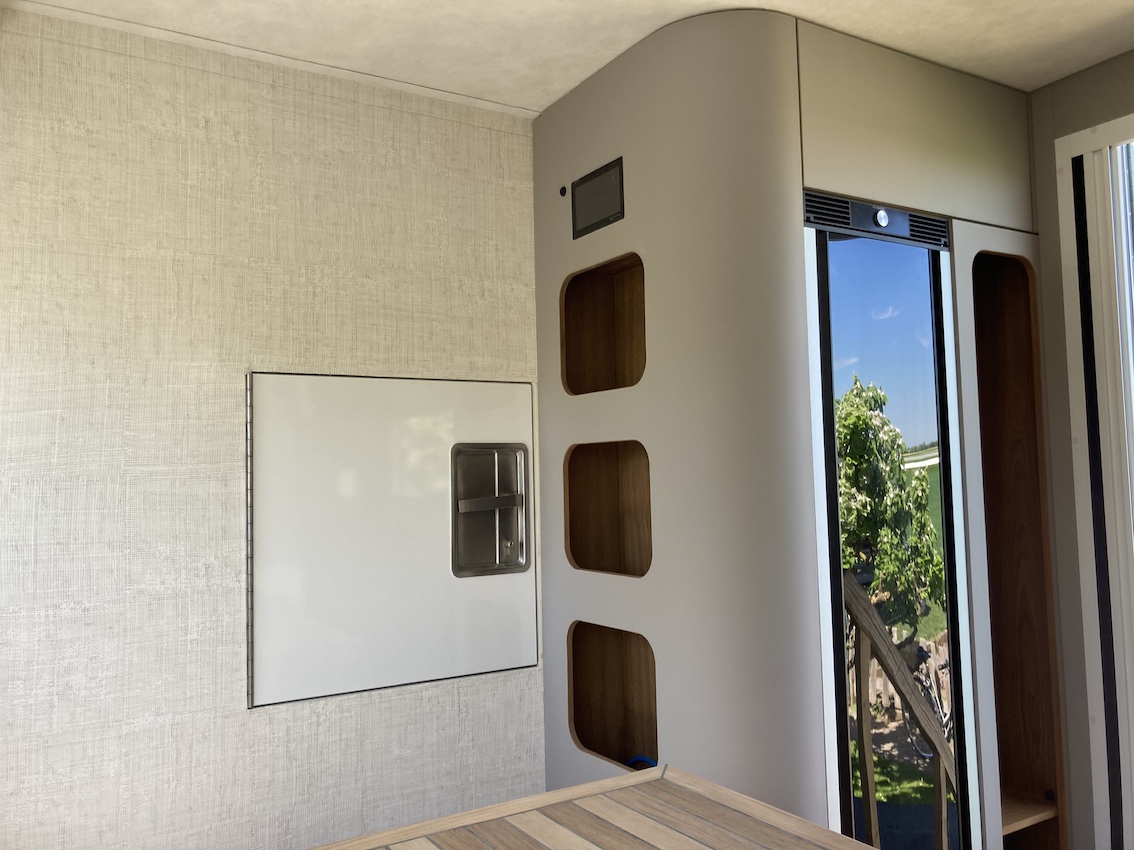 Durchgang zur Fahrerkabine