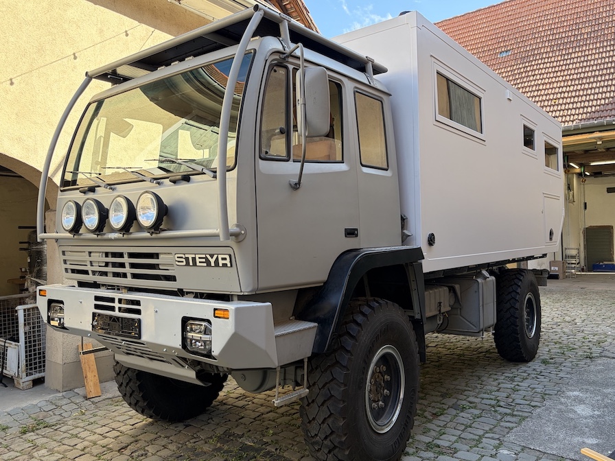 Wohnkabine Innenausbau Pfalzcamp-Konzept Steyr Wohnmobil
