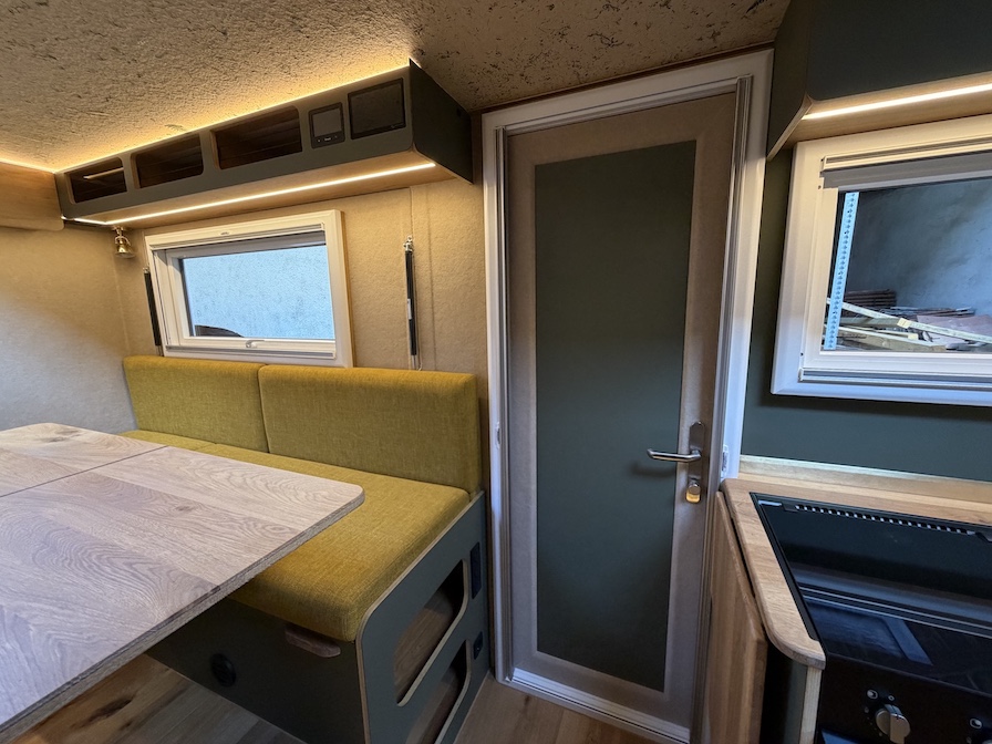 Wohnkabine Innenausbau Pfalzcamp-Konzept Steyr Wohnmobil